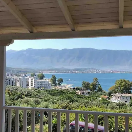 Prázdninový dům 3 Bedrooms Vlorë