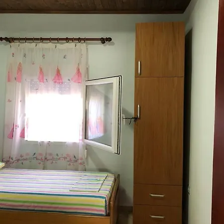 3 Bedrooms Prázdninový dům Vlorë